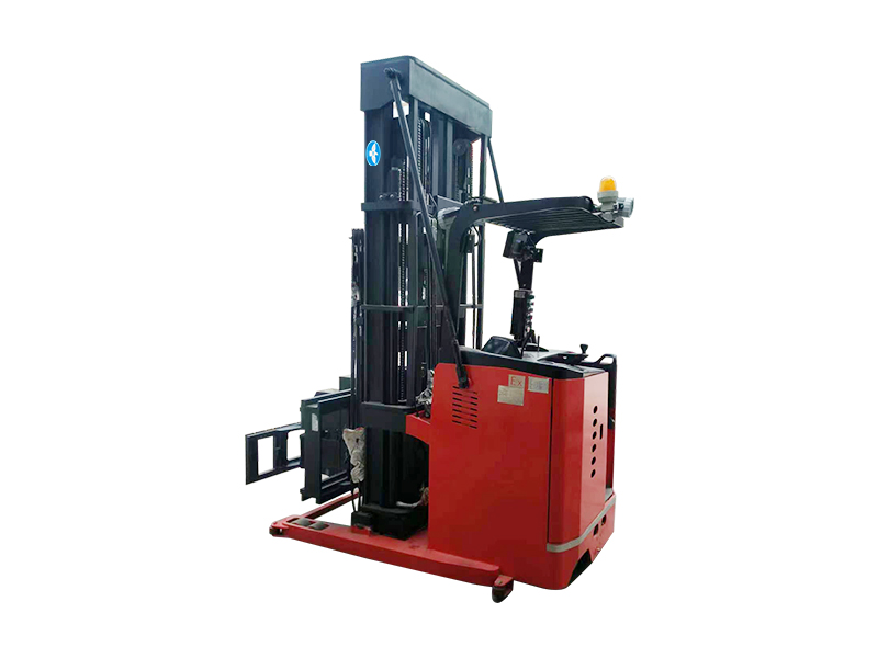 防爆三向叉車(chē)